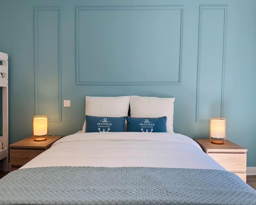 Appartement Au Coeur De Granville Luaran gambar